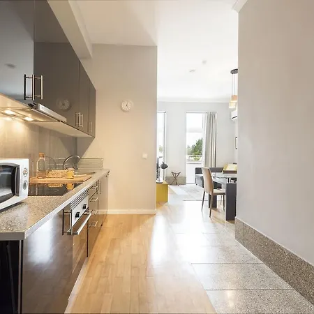 Le Petit Chateau Apartment