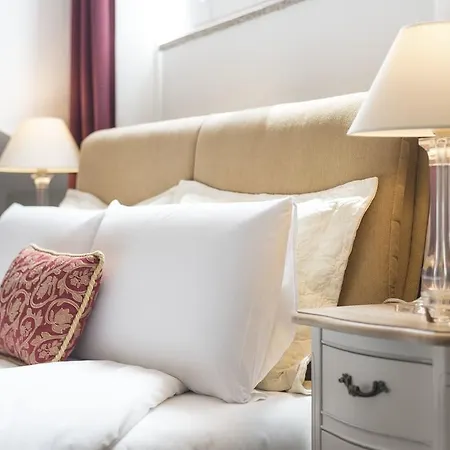 Apartment Le Petit Chateau Porto